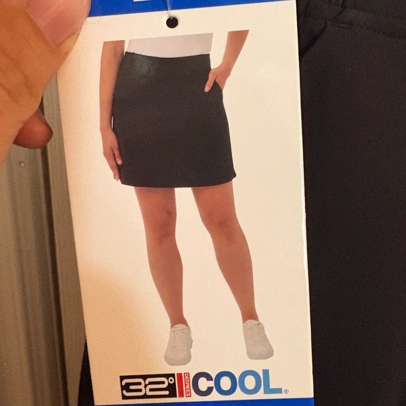 32 Degrees Cool Black Skort Athletic Stretch women’s size large. - Picture 4 of 7